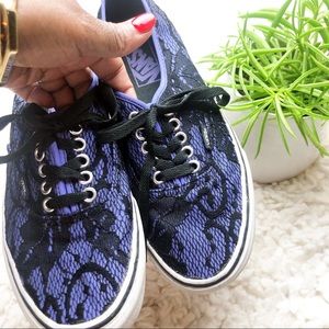VANS | lace detail purple vans